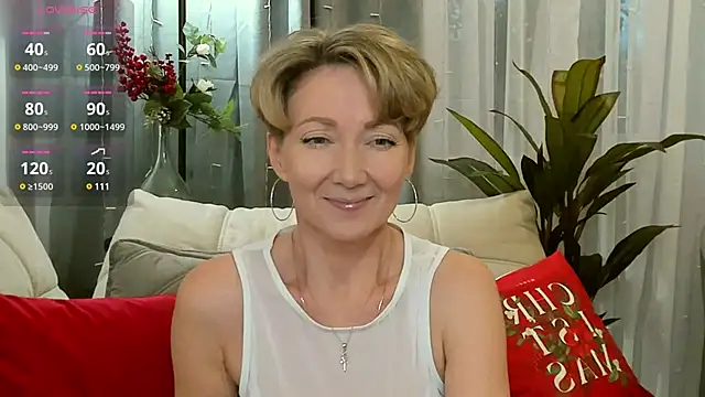 Snapshot of AkexandraFix chatting on 12-10-24, 12:38 AkexandraFix online show from 12-10-24, 12:38