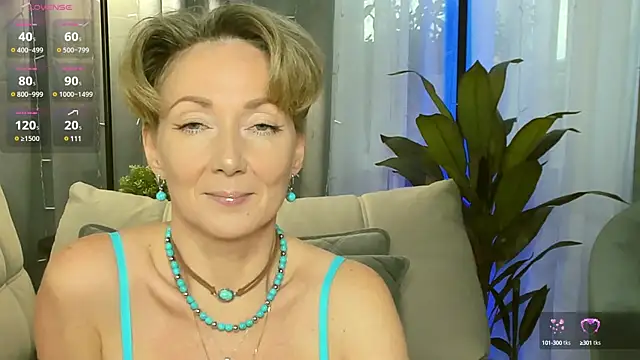 Snapshot of AkexandraFix chatting on 03-03-25, 12:37 AkexandraFix online show from 03-03-25, 12:37