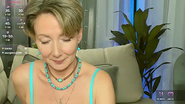 Snapshot of AkexandraFix chatting on 03-03-25, 06:44 AkexandraFix online show from 03-03-25, 06:44