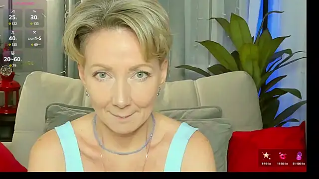 Snapshot of AkexandraFix chatting on 12-16-25, 01:05 AkexandraFix online show from 12-16-25, 01:05