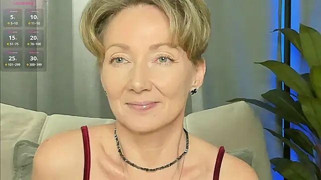 Snapshot of AkexandraFix chatting on 02-27-26, 02:06 AkexandraFix online show from 02-27-26, 02:06