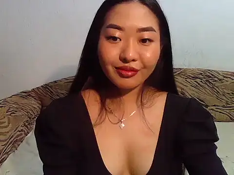 Snapshot of Aleksa_Blackdream chatting on 12-15-24, 02:52 Aleksa Blackdream online show from 12-15-24, 02:52