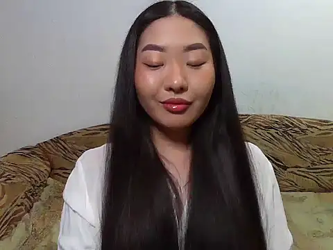 Snapshot of Aleksa_Blackdream chatting on 03-18-25, 02:59 Aleksa Blackdream online show from 03-18-25, 02:59