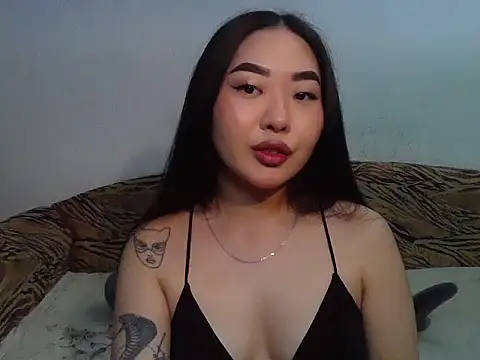 Snapshot of Aleksa_Blackdream chatting on 11-10-25, 07:40 Aleksa Blackdream online show from 11-10-25, 07:40