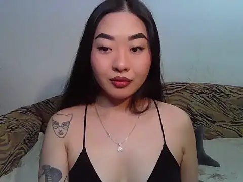 Snapshot of Aleksa_Blackdream chatting on 12-05-25, 06:04 Aleksa Blackdream online show from 12-05-25, 06:04