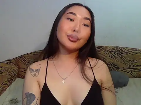 Snapshot of Aleksa_Blackdream chatting on 03-09-26, 03:16 Aleksa Blackdream online show from 03-09-26, 03:16