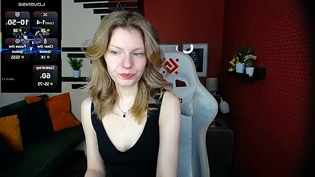 Snapshot of MaryHiggins chatting on 03-02-25, 09:53 MaryHiggins online show from 03-02-25, 09:53