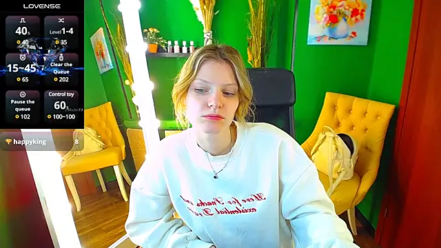 Snapshot of MaryHiggins chatting on 03-12-25, 01:51 MaryHiggins online show from 03-12-25, 01:51