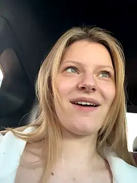 Snapshot of MaryHiggins chatting on 09-09-25, 09:53 MaryHiggins online show from 09-09-25, 09:53