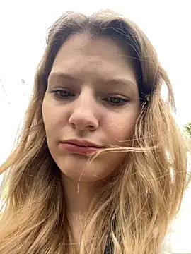 Snapshot of MaryHiggins chatting on 09-21-25, 10:28 MaryHiggins online show from 09-21-25, 10:28