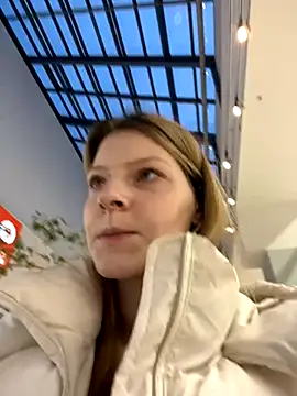 Snapshot of MaryHiggins chatting on 11-07-25, 01:22 MaryHiggins online show from 11-07-25, 01:22