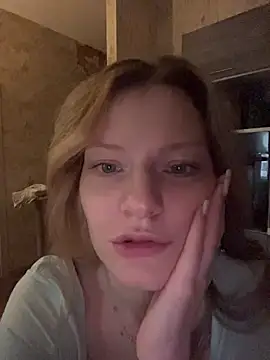 Snapshot of MaryHiggins chatting on 03-05-26, 01:40 MaryHiggins online show from 03-05-26, 01:40