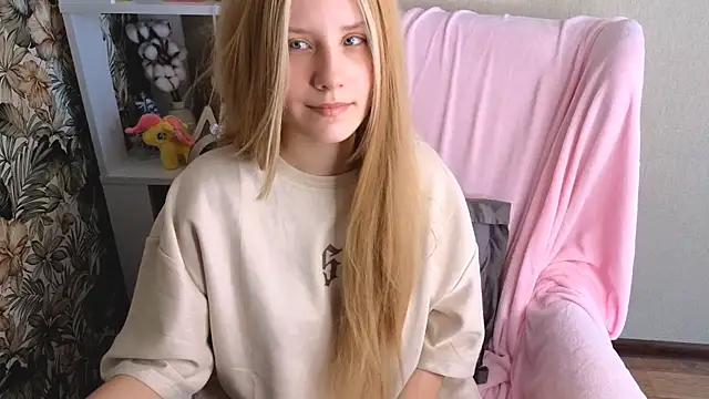 sarakaell online show from 07-16-26, 02:39