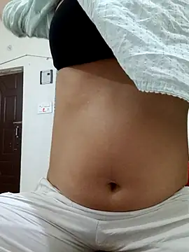 Snapshot of Ipsita-bold chatting on 02-28-26, 09:38 Ipsita-bold online show from 02-28-26, 09:38