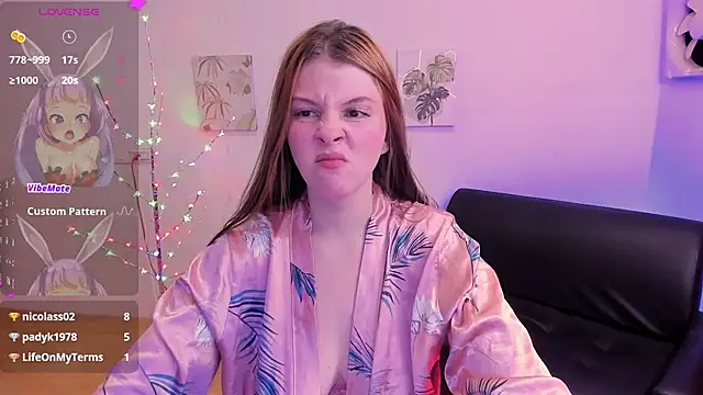 Snapshot of MillySandlerr chatting on 02-20-25, 06:24 MillySandlerr online show from 02-20-25, 06:24