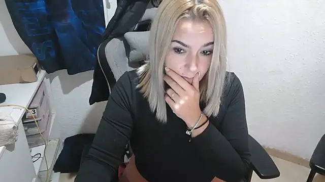 bekka   online show from 11-10-25, 07:02