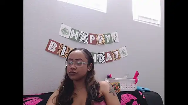 RylHoneyy online show from 03-08-26, 06:55