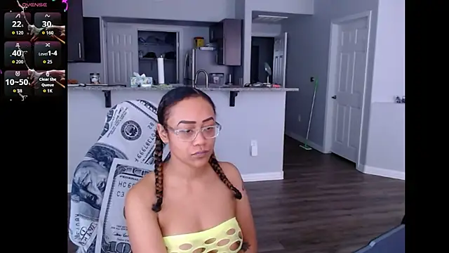 RylHoneyy online show from 06-10-26, 08:19