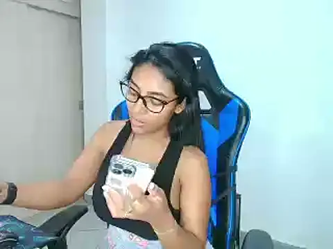 sophiax-x online show from 01-16-25, 01:58