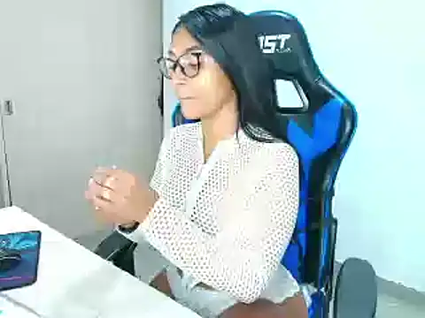 sophiax-x online show from 01-22-25, 11:21