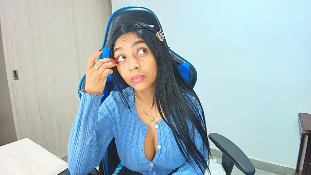 sophiax-x online show from 10-03-25, 12:02