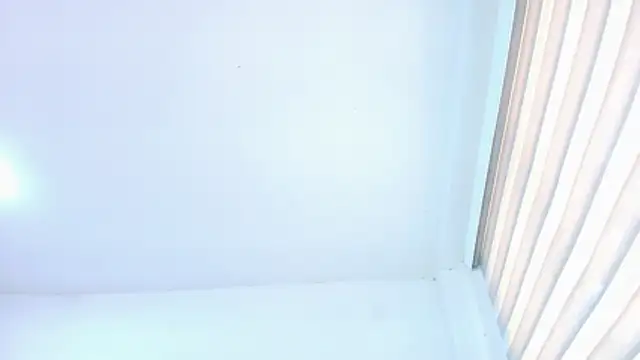 sophiax-x online show from 04-18-26, 07:07