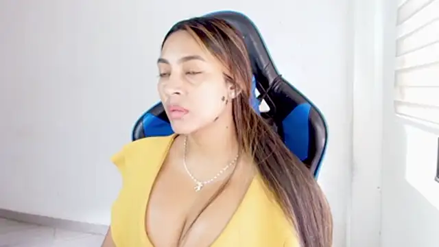 sophiax-x online show from 06-28-26, 03:40