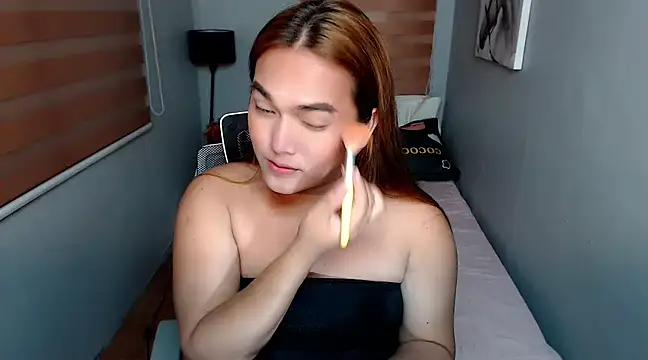 MoaningKylie online show from 12-31-24, 01:19