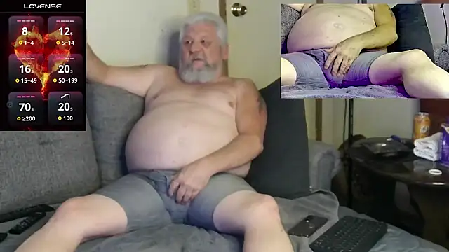 Snapshot of countrydomdaddy chatting on 01-06-26, 11:07 countrydomdaddy online show from 01-06-26, 11:07