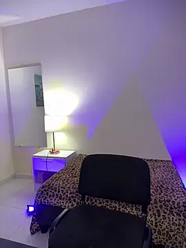 Melhope online show from 03-04-25, 02:53