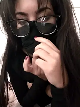 Snapshot of sarahvergen chatting on 01-18-26, 06:01 sarahvergen online show from 01-18-26, 06:01