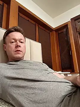 Snapshot of Ogenss chatting on 04-02-26, 11:46 Ogenss online show from 04-02-26, 11:46