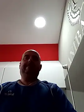 Hot-pico76 online show from 04-07-26, 10:05