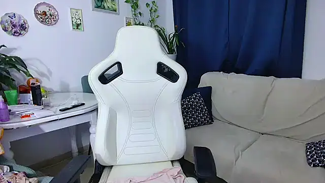 Snapshot of Selenna57 chatting on 01-14-26, 06:46 Selenna57 online show from 01-14-26, 06:46