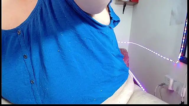 angelitolove727 online show from 05-02-26, 10:59