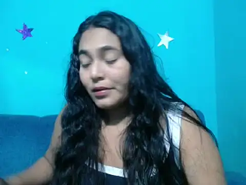 Snapshot of sirena_15 chatting on 01-21-25, 05:49 sirena 15 online show from 01-21-25, 05:49