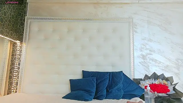 karissia online show from 04-27-26, 05:38