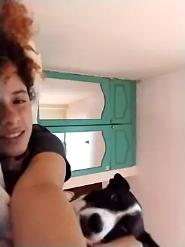 Snapshot of EmmaMelissa0521 chatting on 01-09-26, 03:31 EmmaMelissa0521 online show from 01-09-26, 03:31