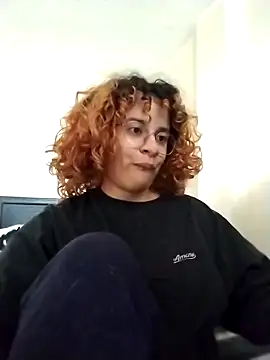 Snapshot of EmmaMelissa0521 chatting on 02-06-26, 06:11 EmmaMelissa0521 online show from 02-06-26, 06:11