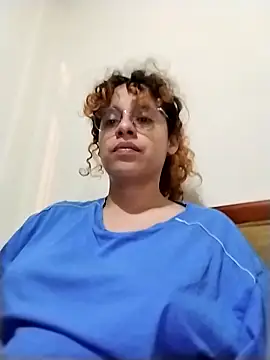 Snapshot of EmmaMelissa0521 chatting on 03-03-26, 12:17 EmmaMelissa0521 online show from 03-03-26, 12:17