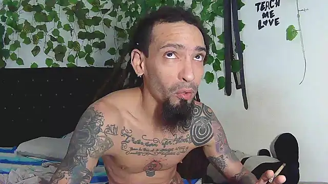 caribbeanlover1 online show from 10-15-25, 12:05