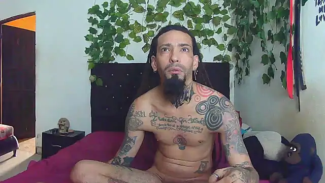 caribbeanlover1 online show from 06-01-26, 02:52