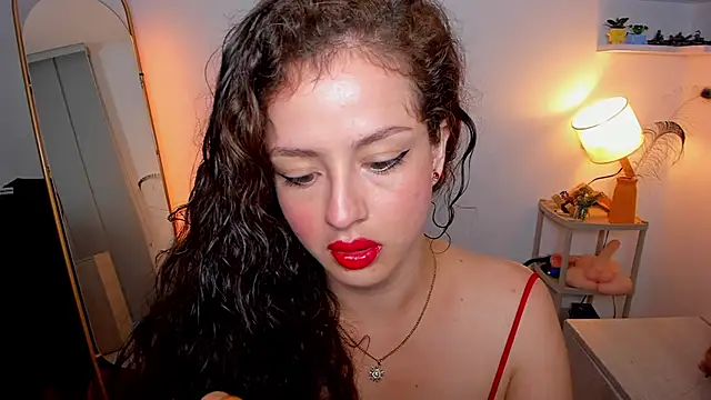 Cassandra Caiin online show from 10-26-25, 10:43