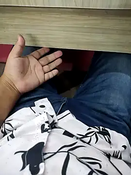 Snapshot of Kubera_The_Maharaj chatting on 09-24-25, 02:20 Kubera The Maharaj online show from 09-24-25, 02:20