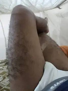 Snapshot of Kubera_The_Maharaj chatting on 11-04-25, 06:07 Kubera The Maharaj online show from 11-04-25, 06:07