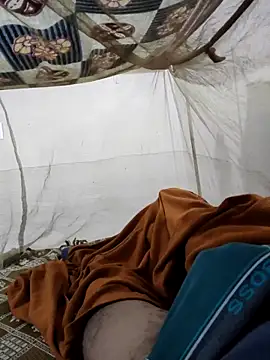 Snapshot of Kubera_The_Maharaj chatting on 12-14-25, 02:00 Kubera The Maharaj online show from 12-14-25, 02:00