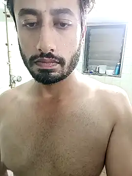 Snapshot of SimplyKarthik09 chatting on 01-10-25, 04:30 SimplyKarthik09 online show from 01-10-25, 04:30