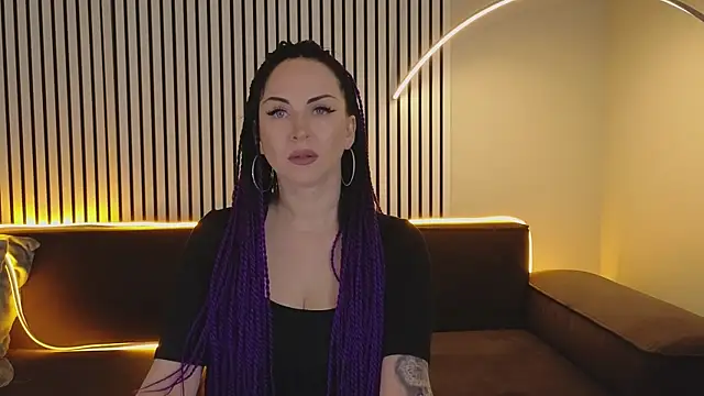 lily conor online show from 03-19-25, 05:52