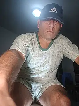 chicoguapo8 online show from 07-10-26, 09:34