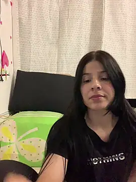 Estefani 32 online show from 04-25-26, 06:49